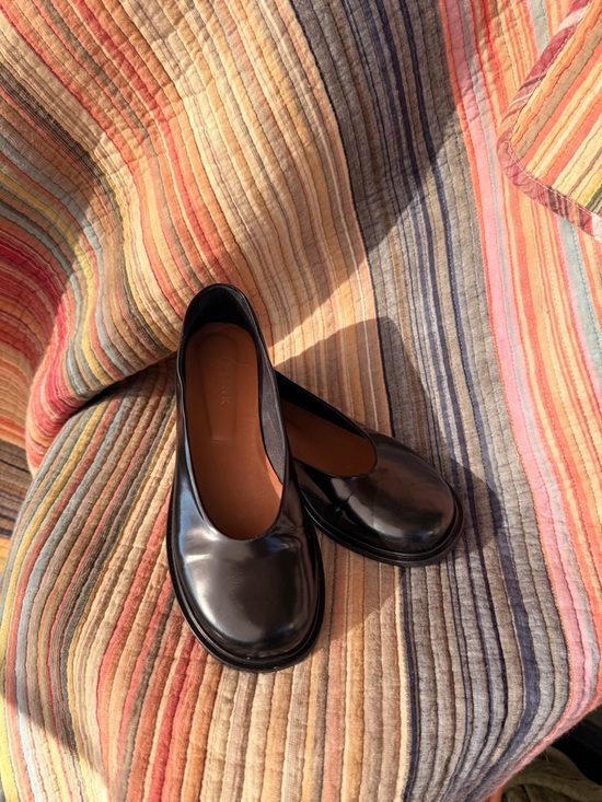 Jonak Shoes - Women's Black Patent Leather Slip-On Flats